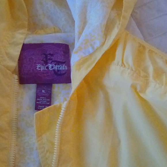 Epic Threads windbreaker with hoodie - Picture 2 of 4